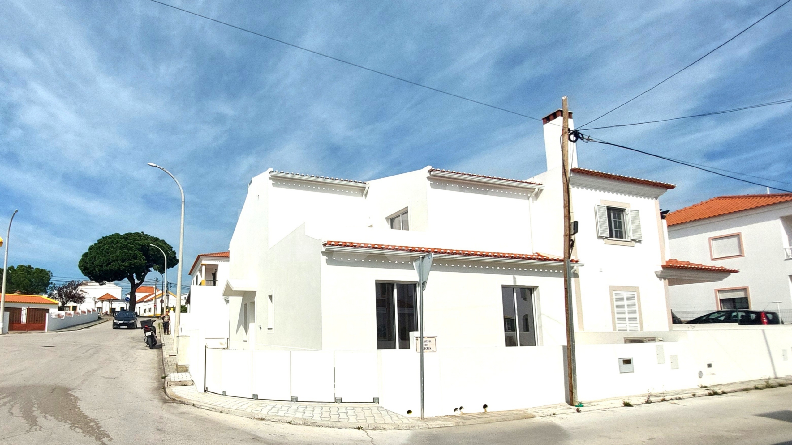 01 – Fachada Moradia T4 Duplex com Piscina, Alcácer do Sal