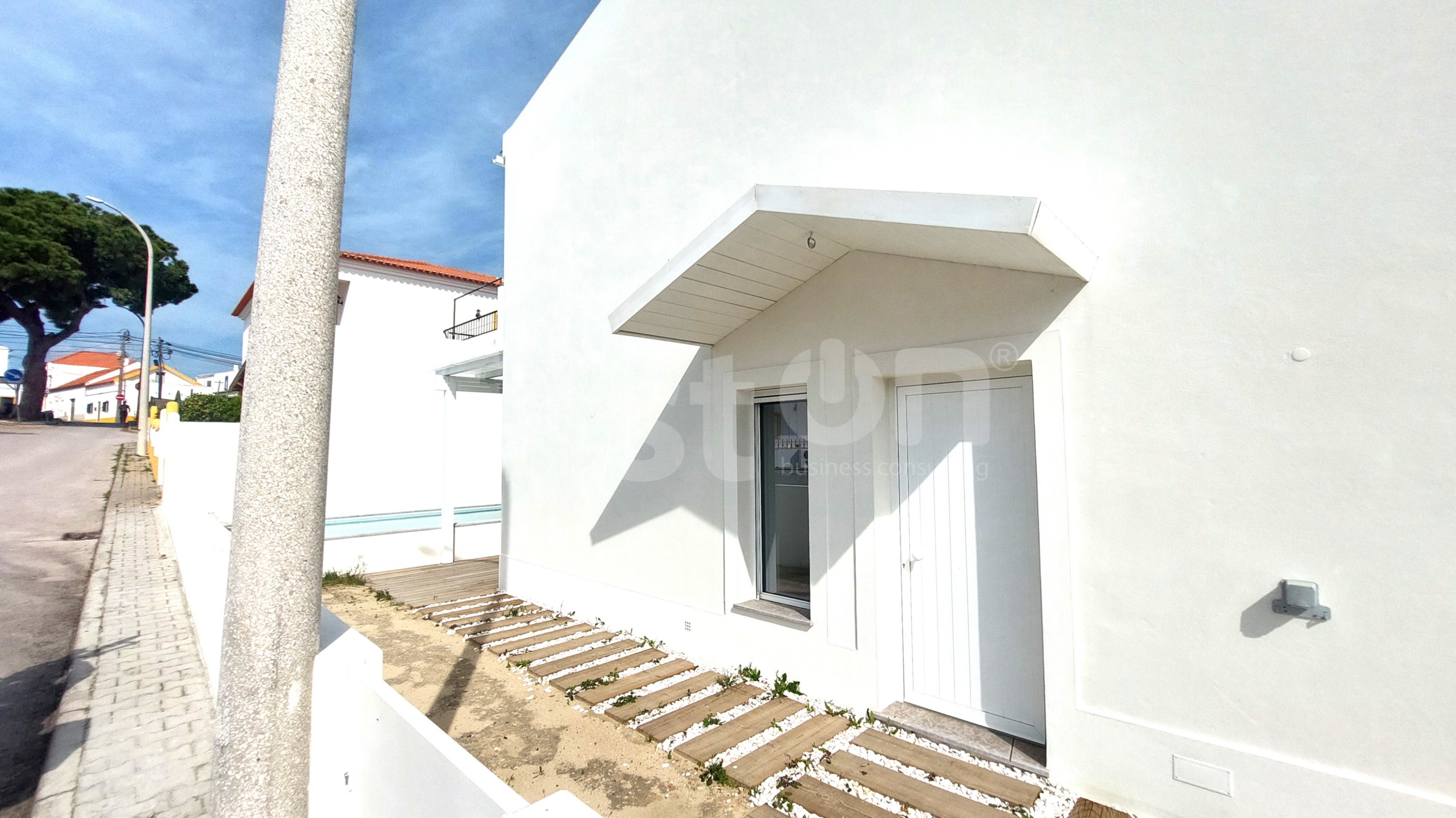 02 – Entrada Moradia T4 Duplex com Piscina, Alcácer do Sal