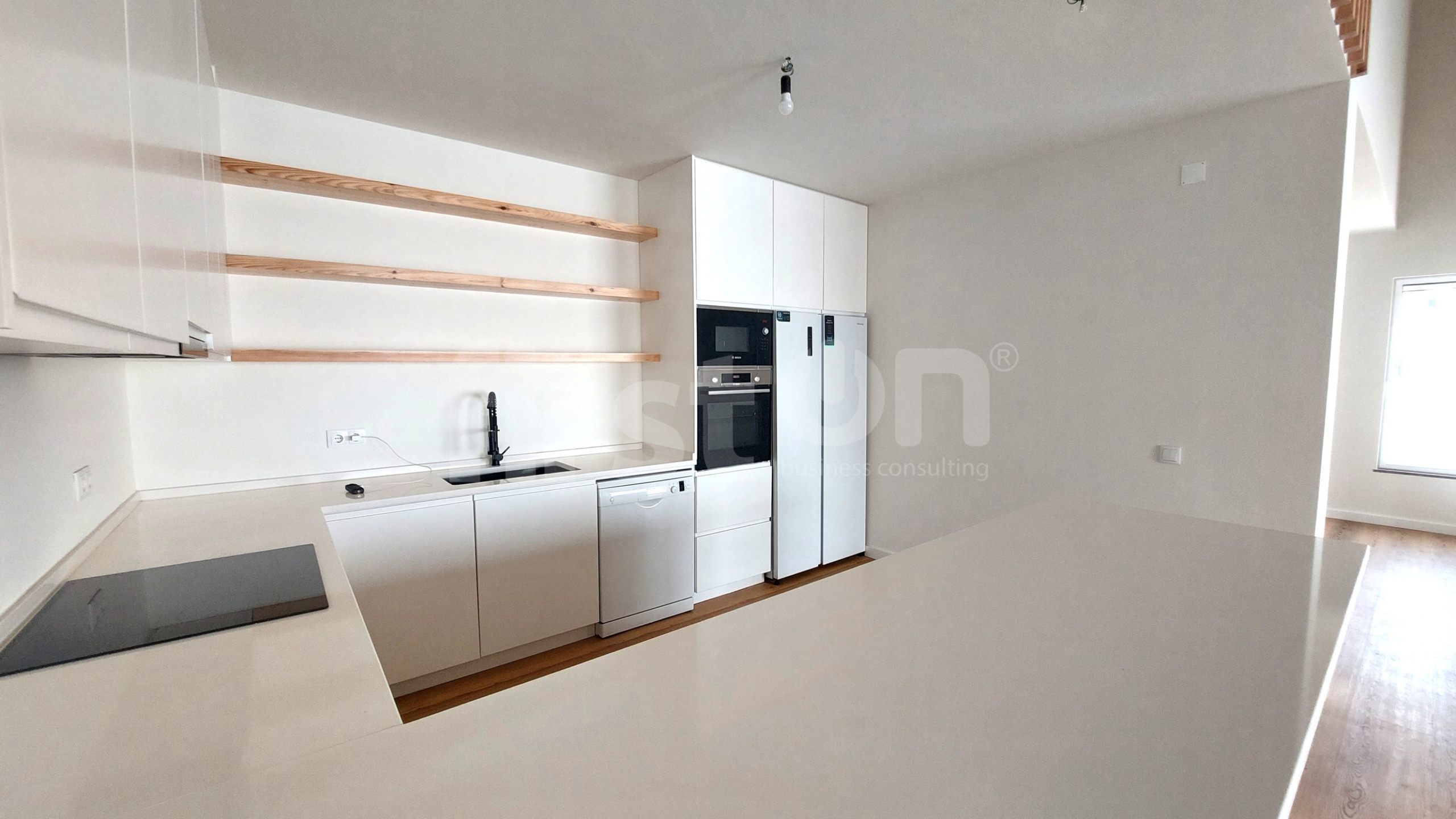04 – Cozinha Moradia T4 Duplex com Piscina, Alcácer do Sal