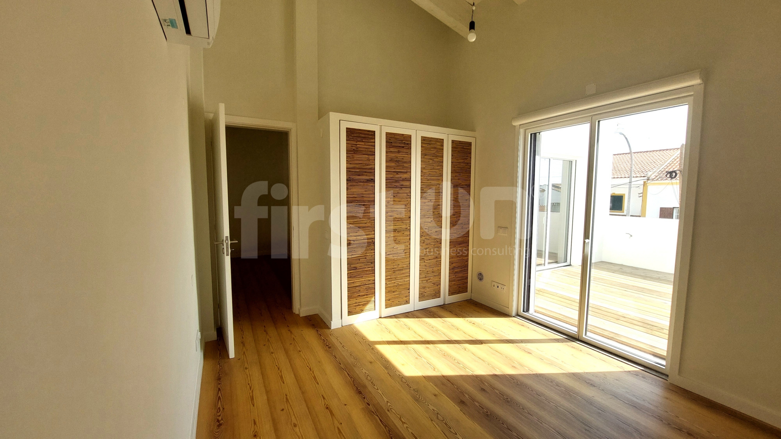 09 – Quarto Moradia T4 Duplex com Piscina, Alcácer do Sal