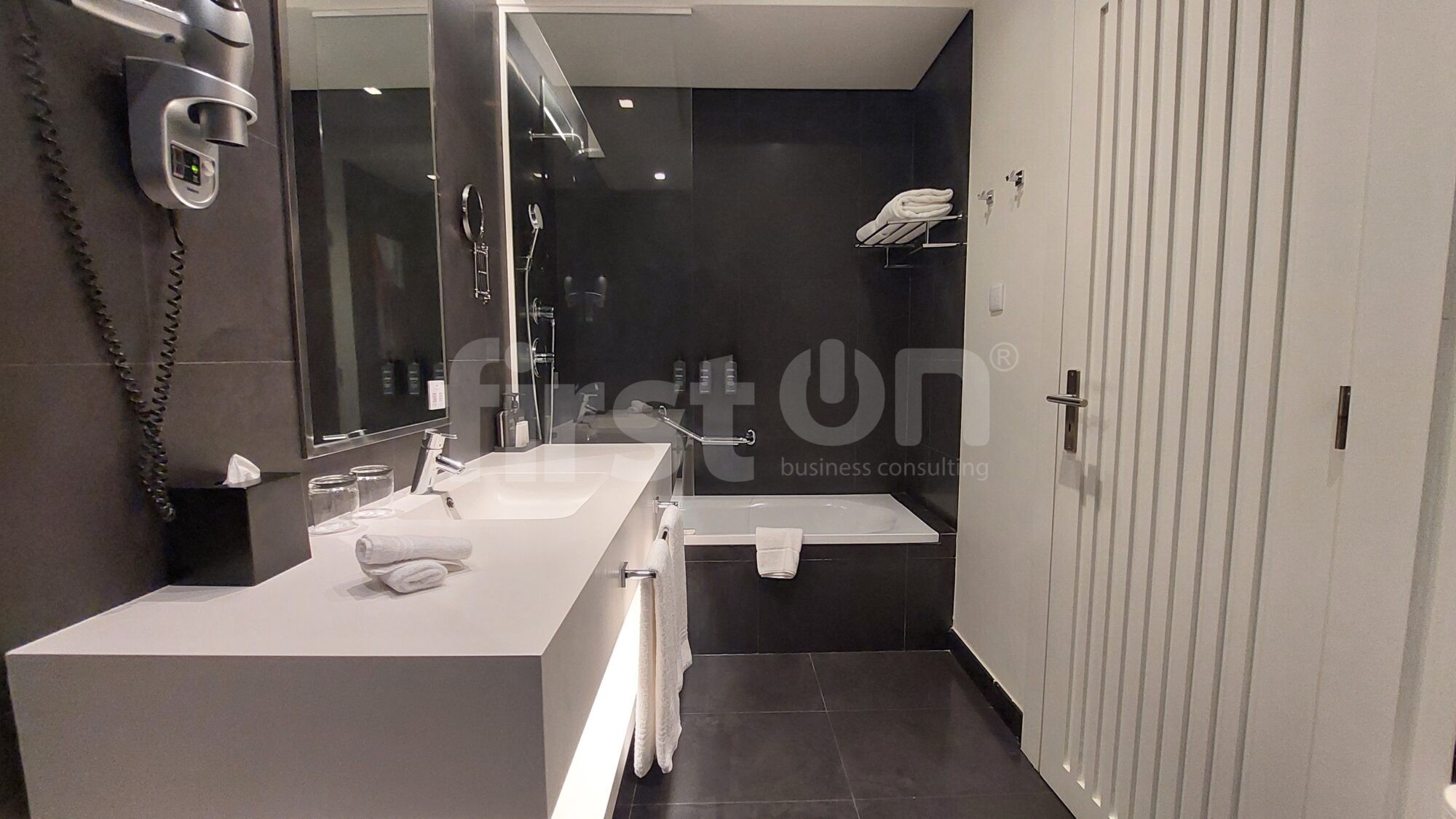 20250825_145439 Apartamento T1, Cascais – Quinta da Marinha (B640)