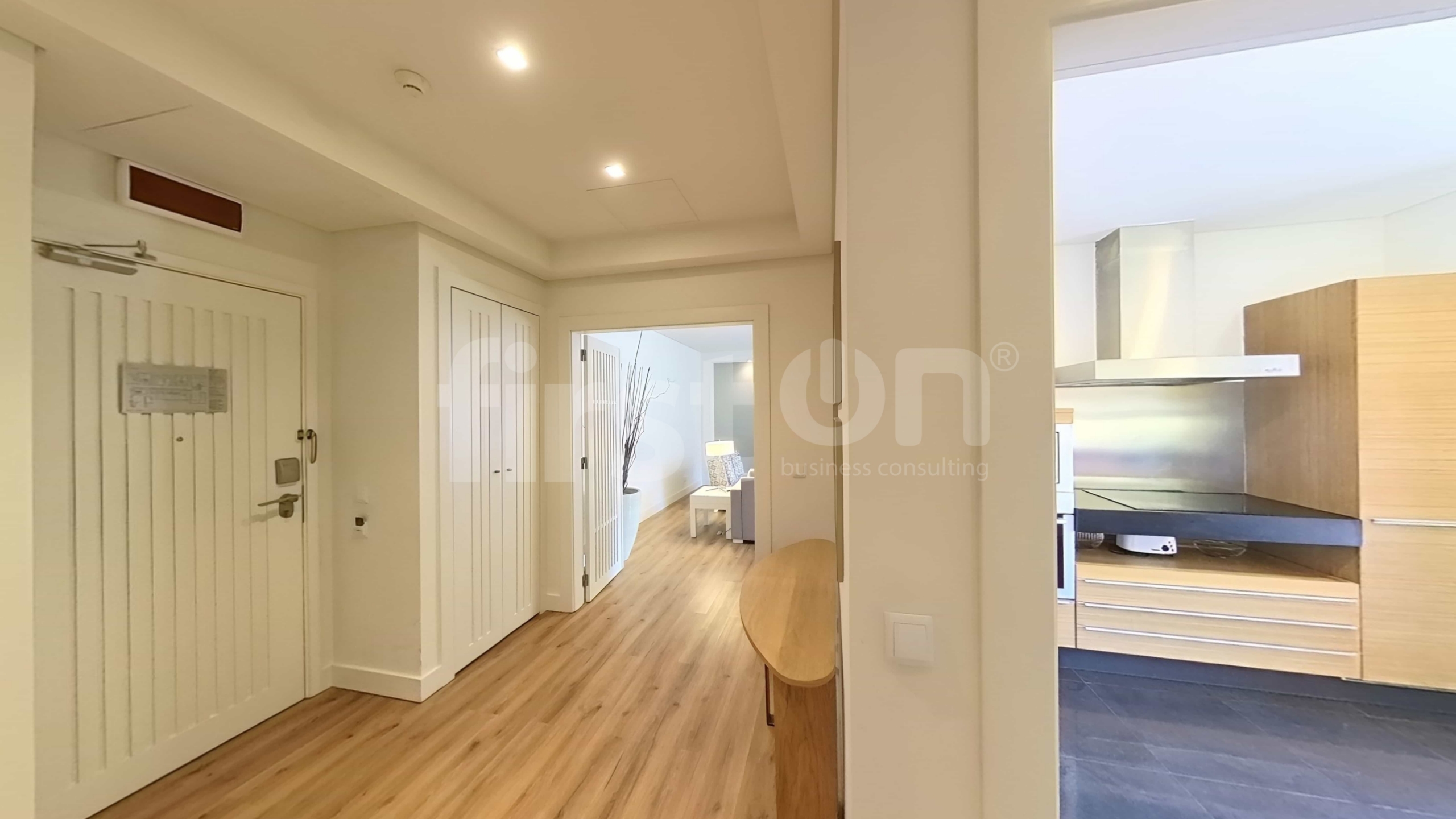 plane_b1f2fe70-6706-11f0-9c73-0a58a9feac02 2-Bedroom Apartment, Cascais – Quinta da Marinha