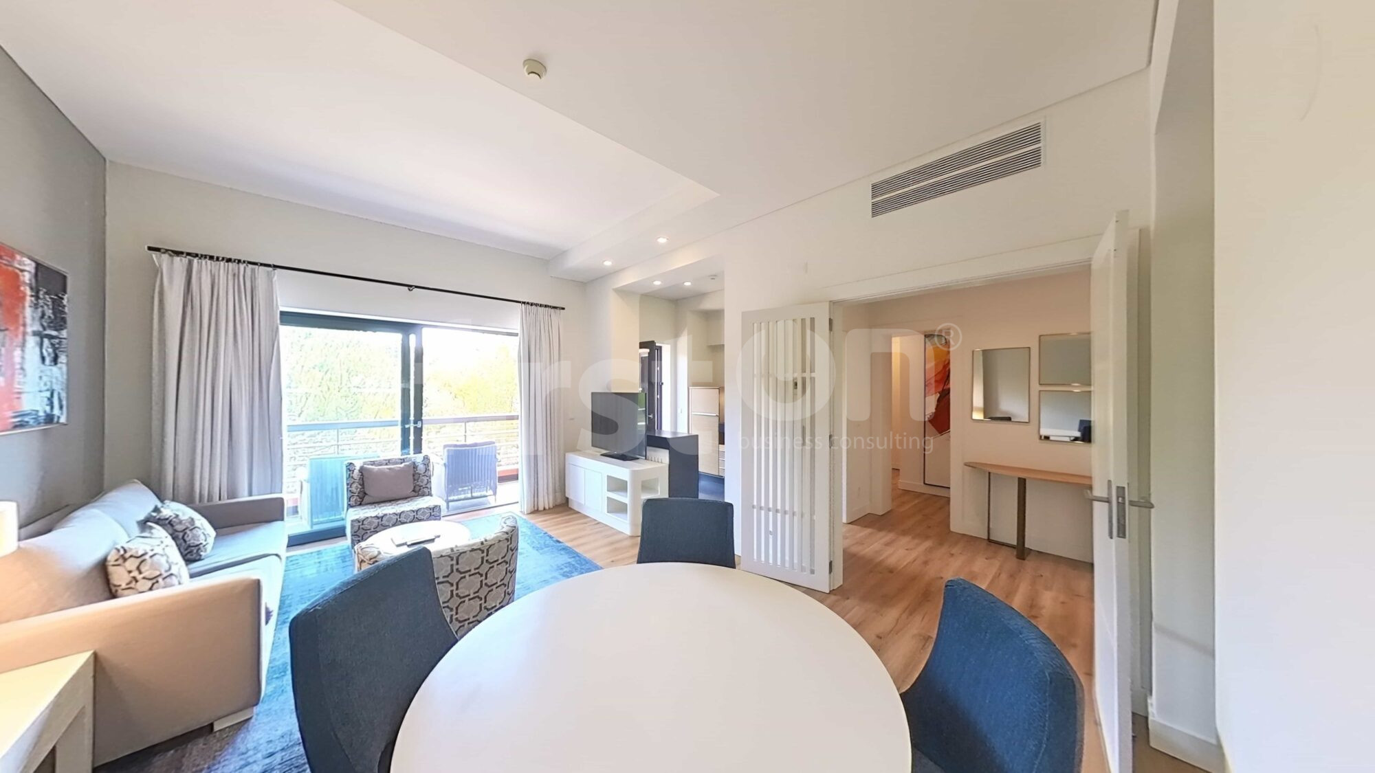 plane_f1f7bbe8-6e11-11f0-bfeb-0a58a9feac02 Apartamento T1, Cascais – Quinta da Marinha (B842)